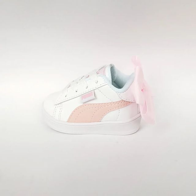 Casual Ribboned Design Playful Sneakers